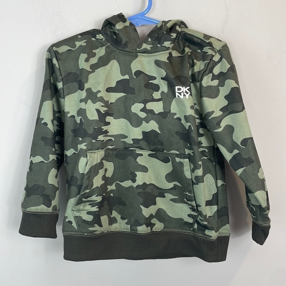DKNY camouflage hooded pullover sweatshirt kids boys size 3T